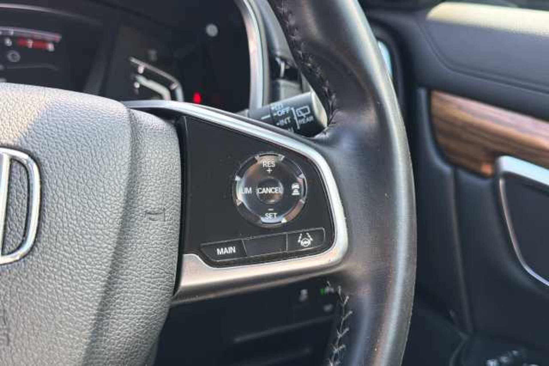 Honda CR-V 1.5 VTEC Turbo SR 5dr CVT 