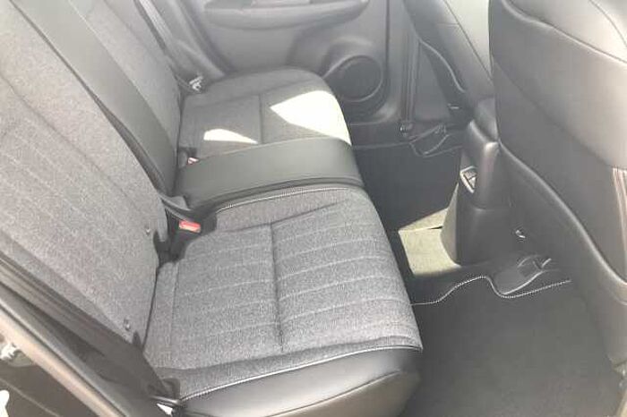 Honda Jazz Hybrid 1.5 i-MMD Hybrid Advance 5dr eCVT 