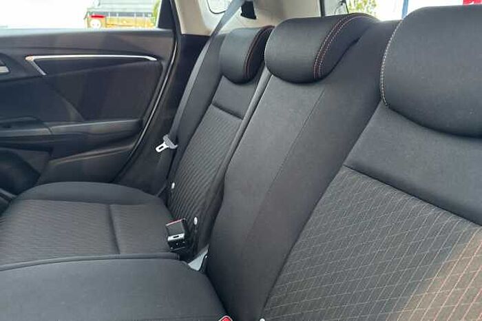 Honda Jazz 1.5 i-VTEC Sport Navi 5dr 