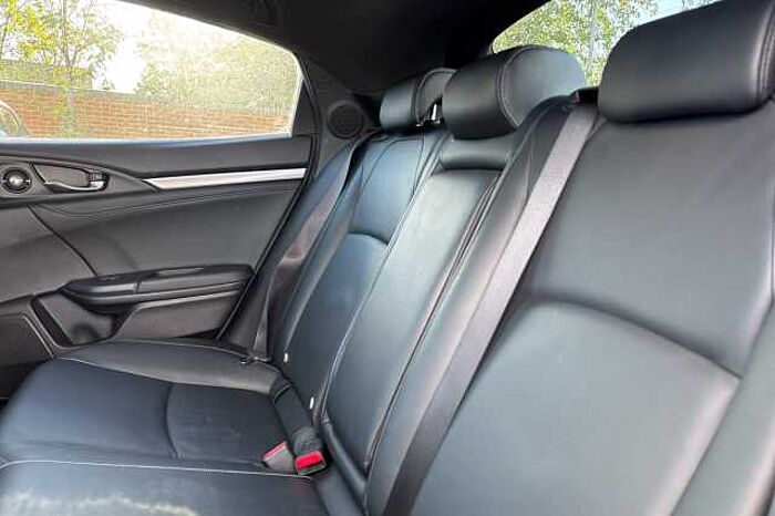Honda Civic 1.5 VTEC Turbo Prestige 5dr CVT 